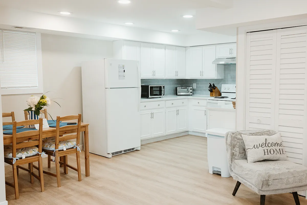 Building Photo - 35 N Lincoln Ave #2