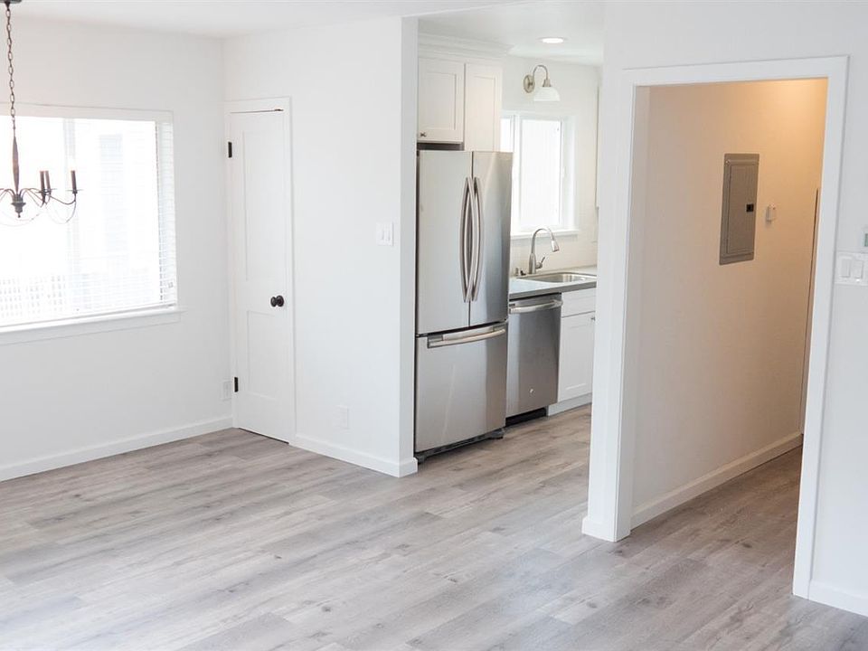 2nd image of 1837 Union St