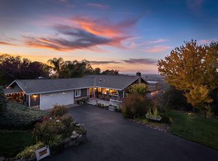 460 Oak View Rd, Newcastle, CA 95658