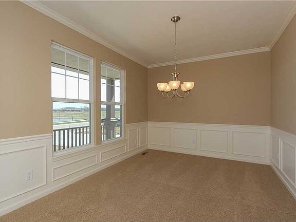 4th image of 8496 N Tanglewood Cir