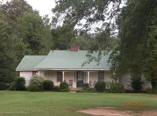 521 Hillsdale Rd, Jasper, AL 35504