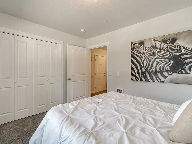 Riverbend Apartments — Photo 17