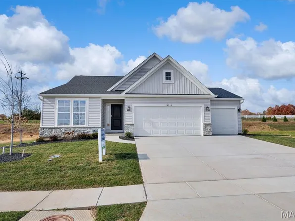 28925 Old Court Dr, Foristell, MO 63348