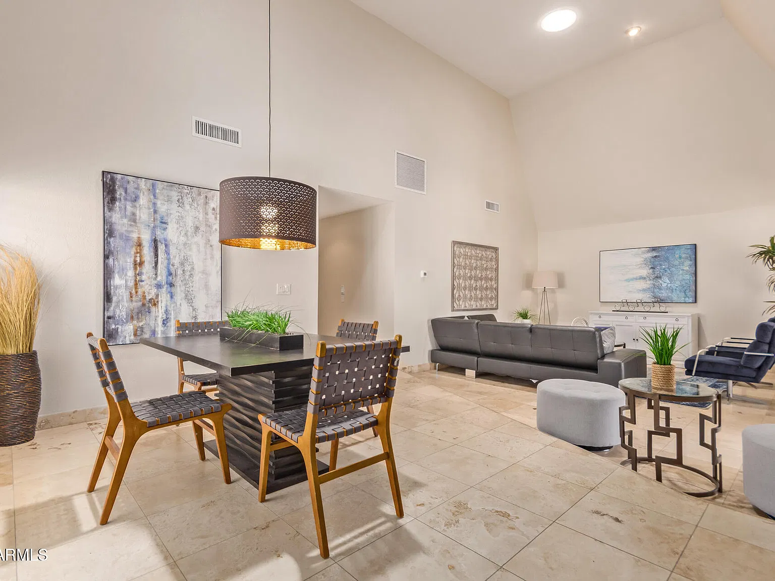 3 bed, 2.0 bath, 1788 sqft, $3,700 — Photo 4