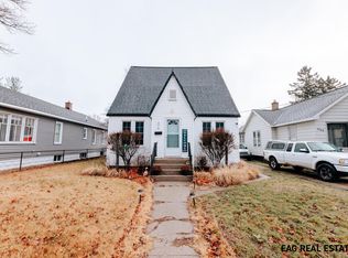 2260 Torrent St, Muskegon, MI 49441