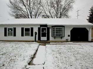 414 Laurel Ave, Romeoville, IL 60446