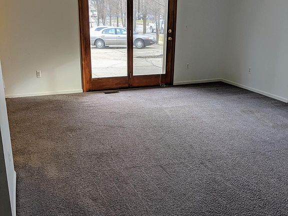 2nd image of 81047 Church St APT 6