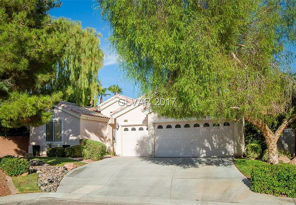 1st image of 366 Vanmulligan Ave