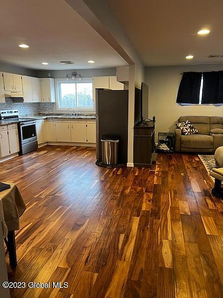 3rd image of 3250 Fisher Hill Road Road