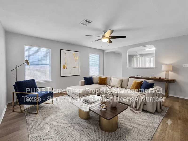 3 bed, 2.0 bath, 1380 sqft, $1,395 — Photo 2