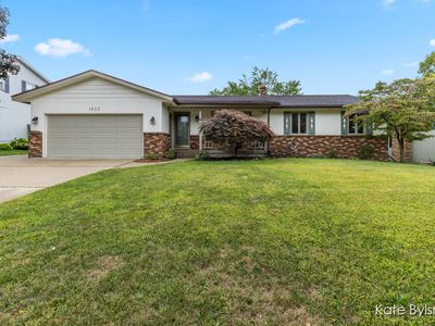 1822 S Norwalk Dr SE, Grand Rapids, MI, 49508