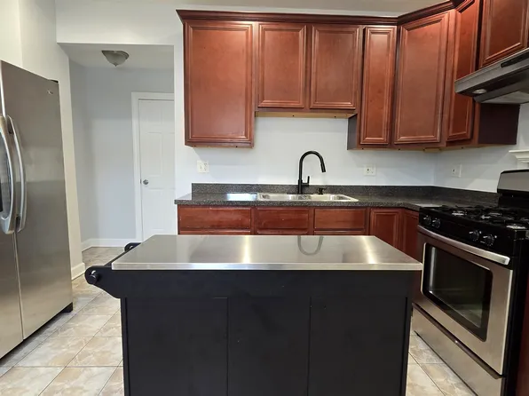 3606 W Cortland St #2, Chicago, IL 60647