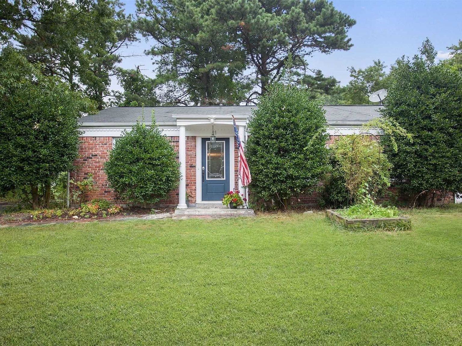 11 Sunburst Ln, Bellport, NY 11713 Zillow