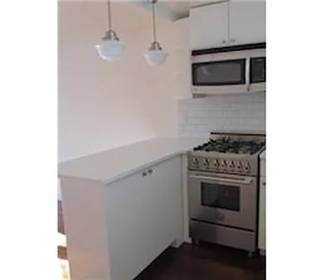 Rented by Mirador Real Estate | media 28