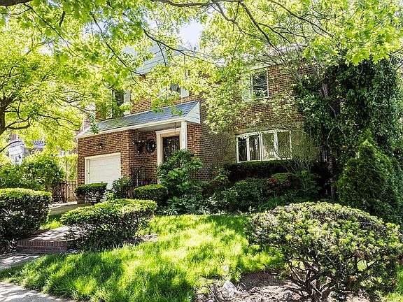 2nd image of 80112 Tryon Pl