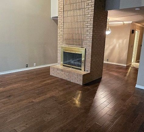 5th image of 1402 Pebble Ct