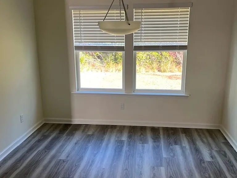 429 Beecher Dr — Photo 3