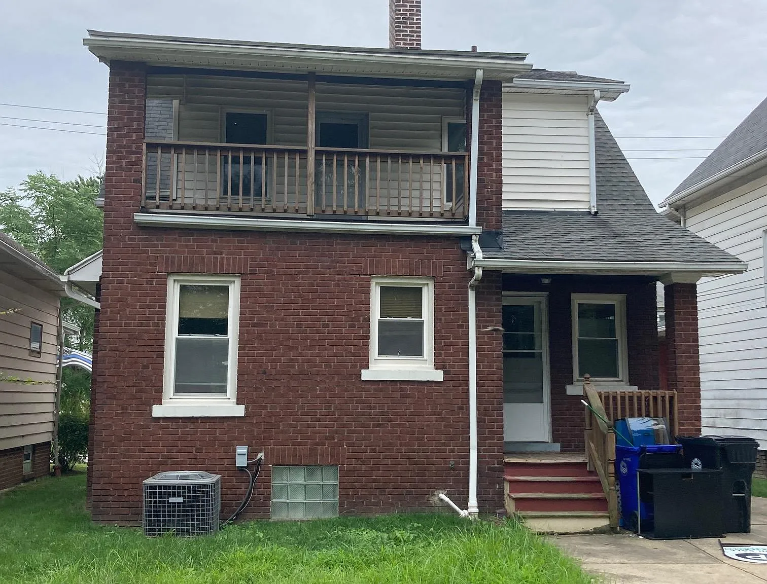 1906 Mayview Ave — Photo 2