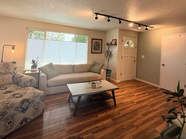 20613 Brant Ct, Bend, OR 97701