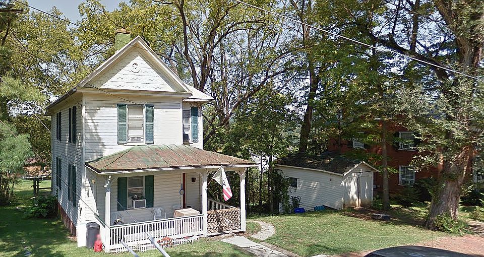 1st image of 372 Sherwood Ave