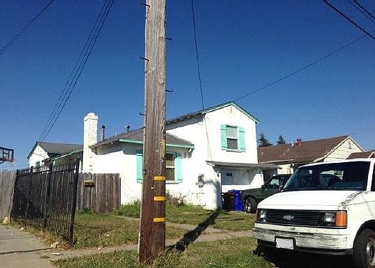 2nd image of 5221 Tehama Ave