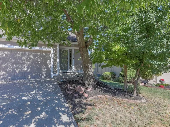 6332 NW 82nd Ct, Kansas City, MO 64151