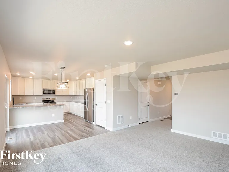 10304 Horton Dr — Photo 3