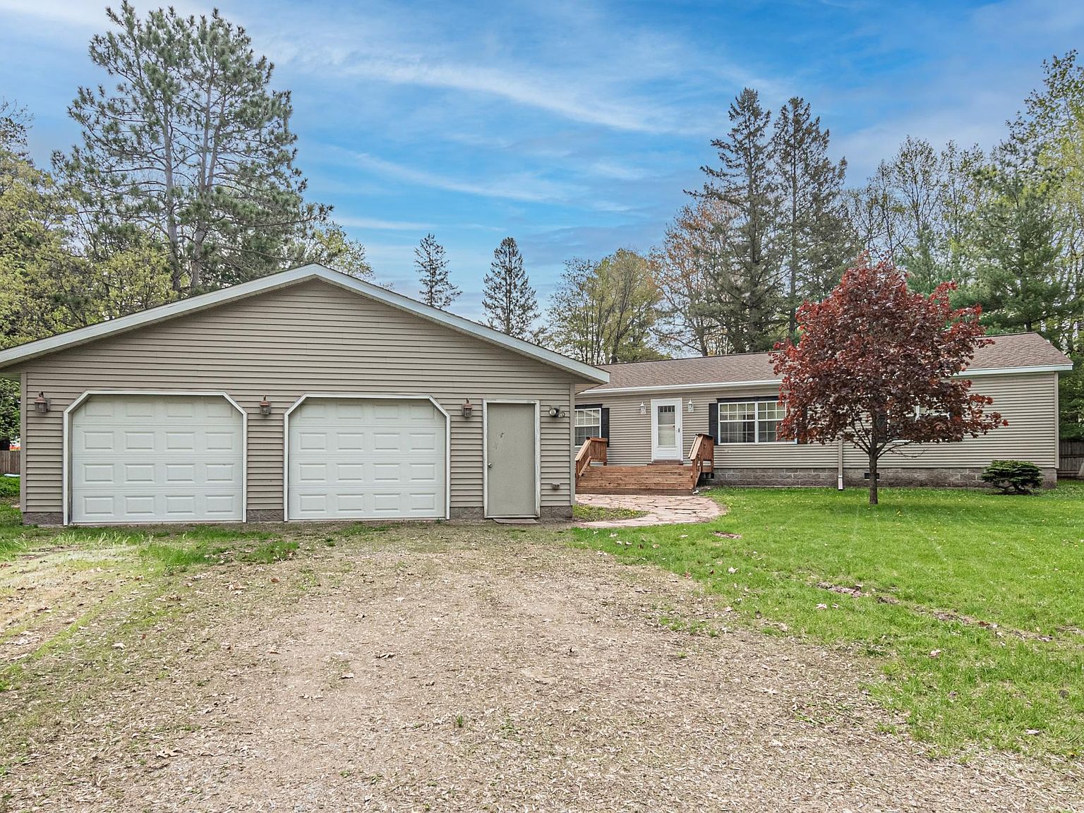 453 Harrison Ave, Amery, WI 54001 | Zillow