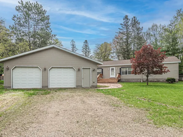 453 Harrison Ave S, Amery, WI 54001