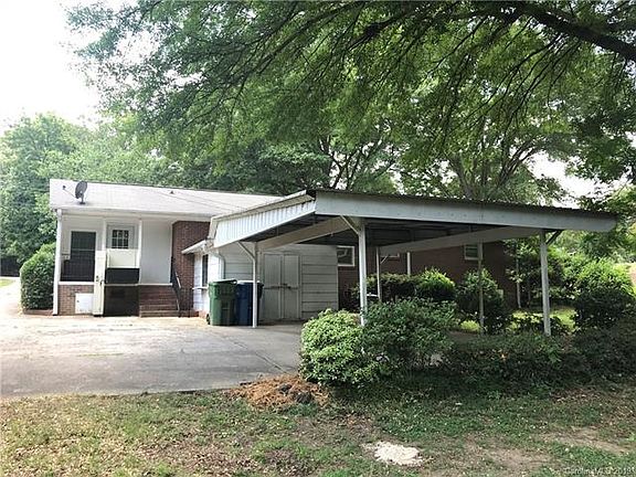 4th image of 1112 Woodhaven Dr