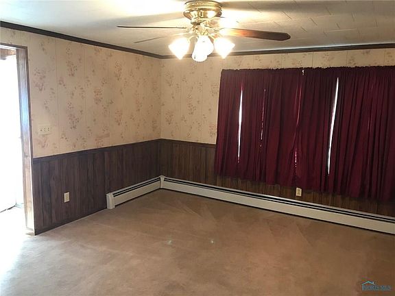 3rd image of 404 E Yeasting St