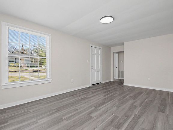 5th image of 2916 Dalewood Rd