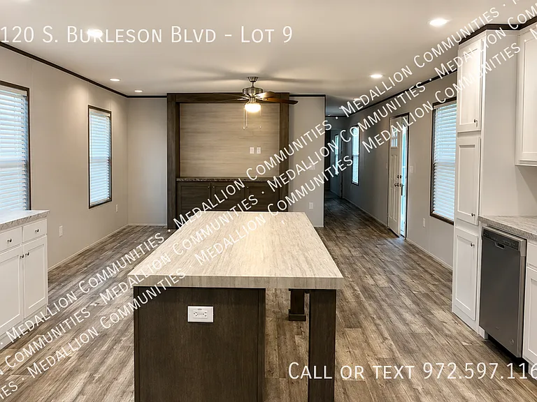 2120 S Burleson Blvd #9 — Photo 1