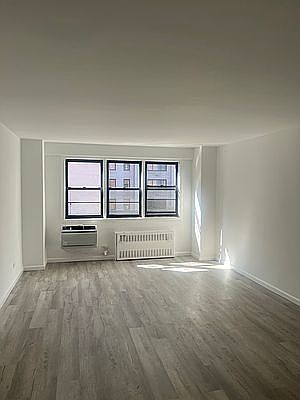 1st image of 320 E 58th St APT 9C