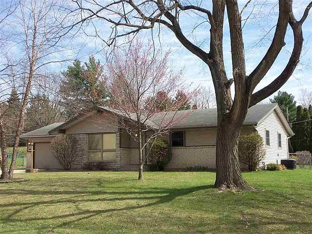 1st image of 4944 Chesterfield Ave