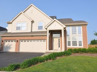 216 Post Oak Cir, West Chicago, IL 60185