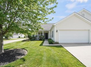 3472 Heron Ct, Aurora, OH