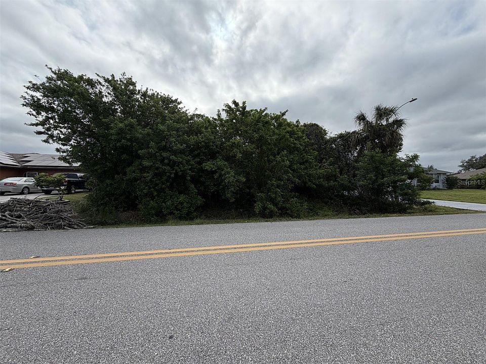 1st image of 1352 Abalom St