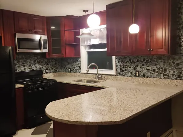 1668 Route 9 APT 3E, Wappingers Falls, NY 12590