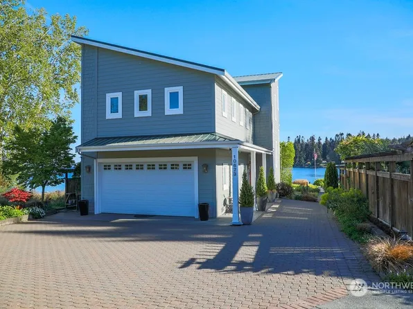10673 NE West Kingston Rd, Kingston, WA 98346