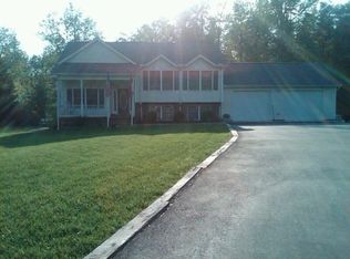 805 Lake Caroline Dr, Ruther Glen, VA 22546