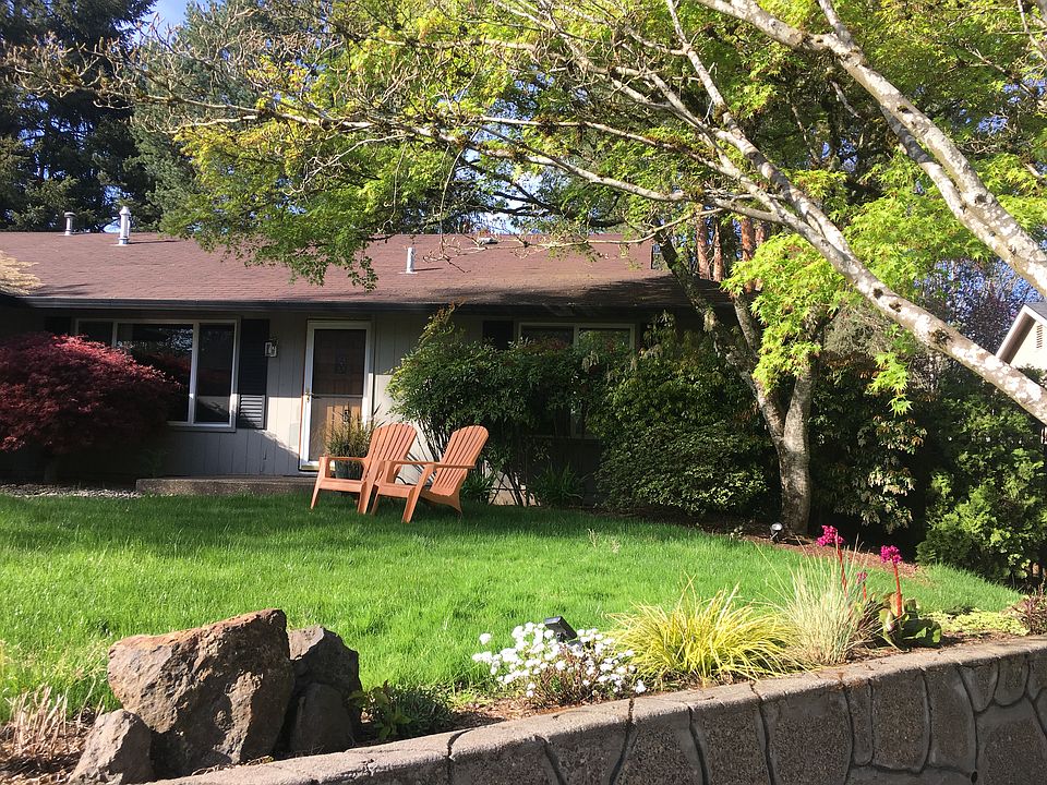 2nd image of 12135 SW Davies Rd