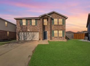 1741 Baxter Springs Dr, Justin, TX 76247