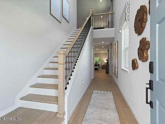 5th image of 229 MONTGOMERY Court