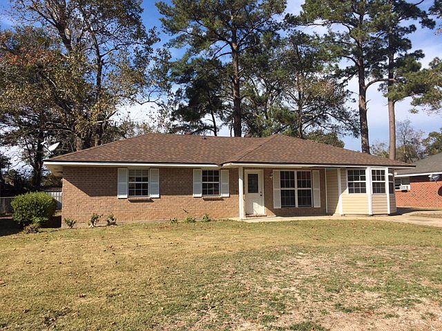 1st image of 2113 Jeryln Dr