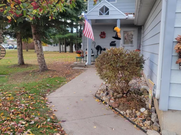 47 Maine Rd, Plattsburgh, NY 12903