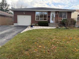 6 Burdock Blvd, Brantford, ON N3R6B6