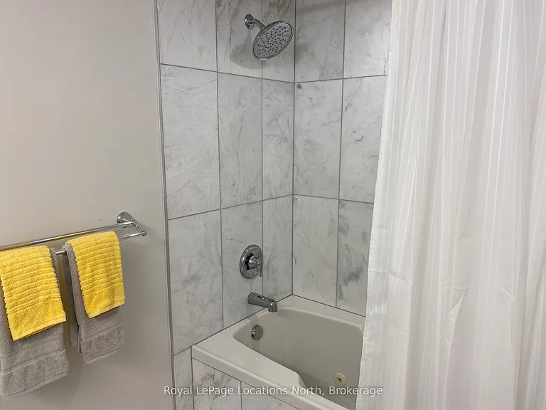 120 Fairway Ct #220 — Photo 21