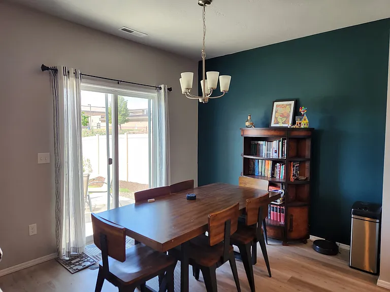 2308 Oxon St — Photo 3