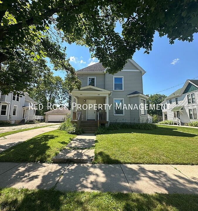 1st image of 838 1/2 E Centerway St